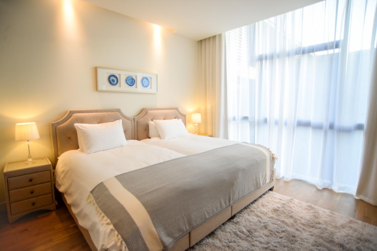Apartment Yallarent City Walk Dubai